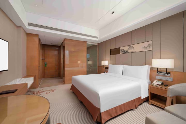 Holiday Inn Chengdu Oriental Plaza by IHG