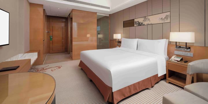 Holiday Inn Chengdu Oriental Plaza by IHG