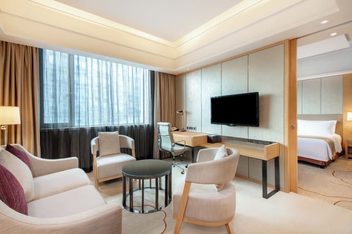 Holiday Inn Chengdu Oriental Plaza by IHG