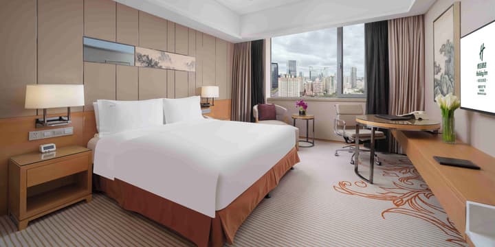 Holiday Inn Chengdu Oriental Plaza by IHG