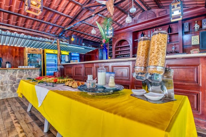 Atlantida Lodge
