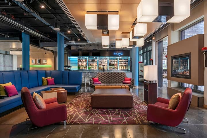 Aloft Bogota Airport Hotel