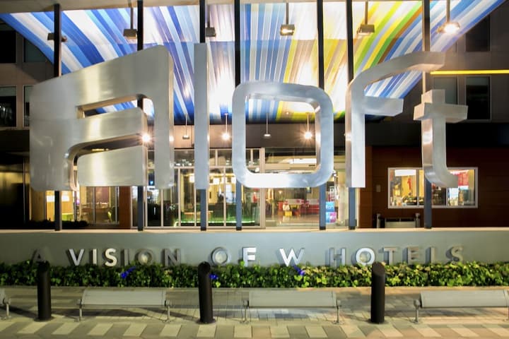 Aloft Bogota Airport Hotel