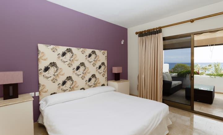 Coral Beach Aparthotel