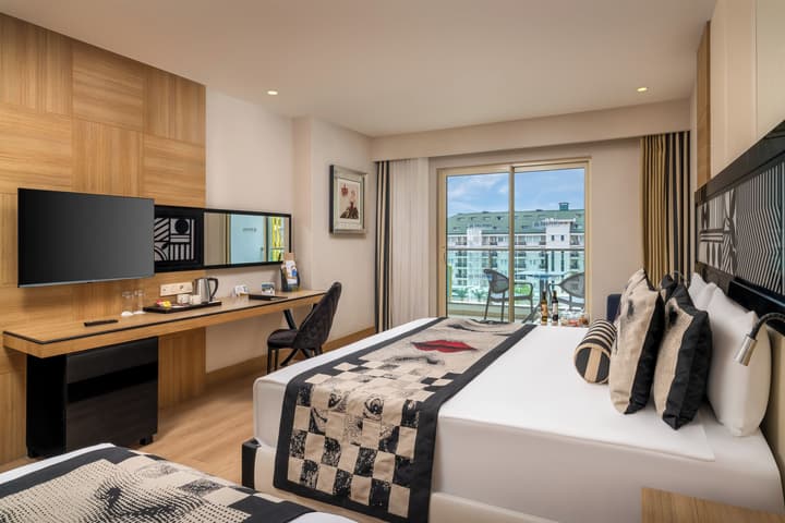 Delphin Imperial