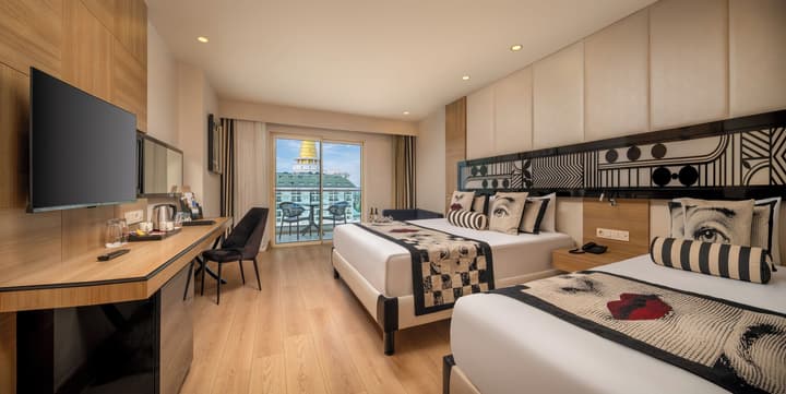 Delphin Imperial