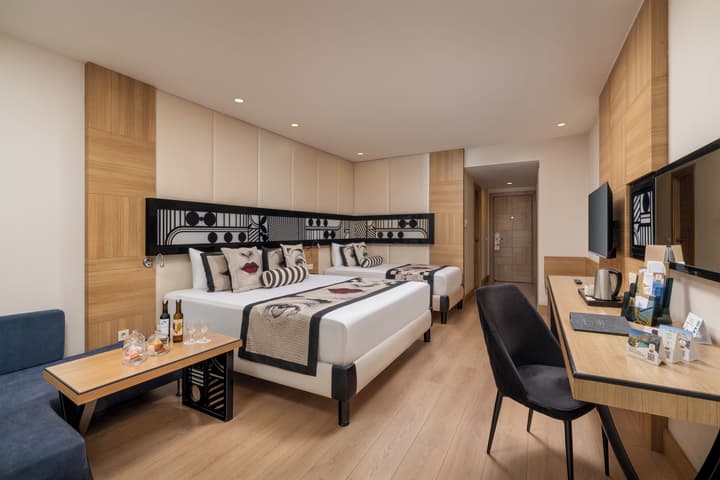 Delphin Imperial