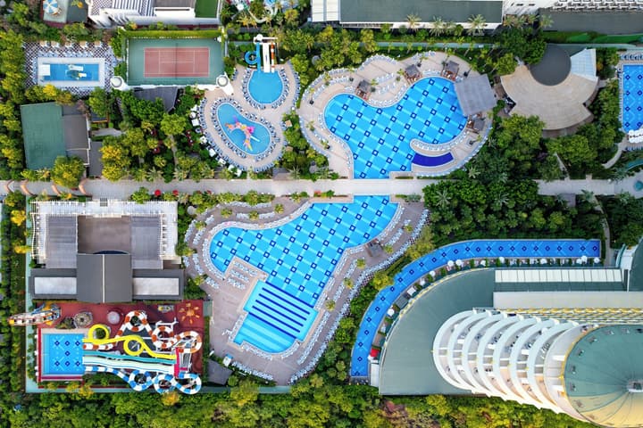 Delphin Imperial