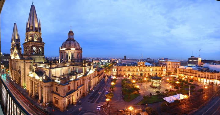 One Guadalajara Centro Histórico