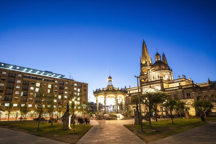 One Guadalajara Centro Histórico