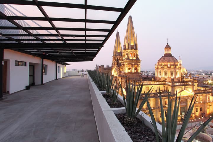One Guadalajara Centro Histórico