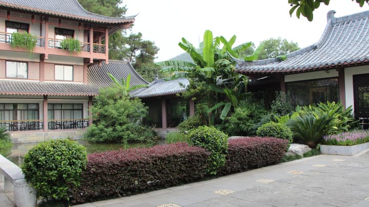 Guilinyi Royal Palace