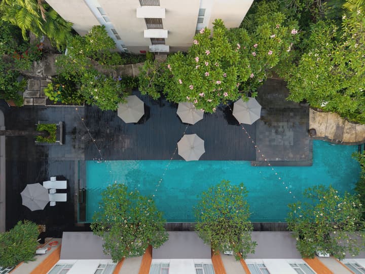 HARRIS Hotel & Residence Sunset Road Bali