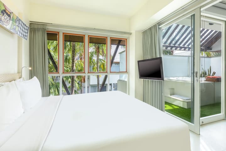 HARRIS Hotel & Residence Sunset Road Bali