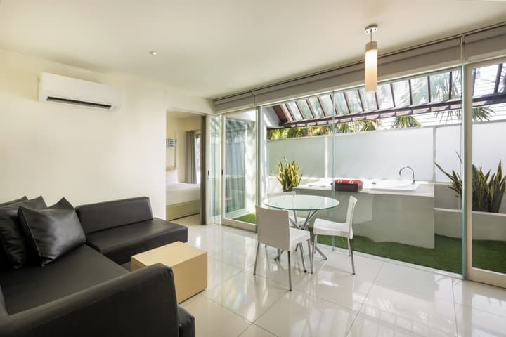 HARRIS Hotel & Residence Sunset Road Bali
