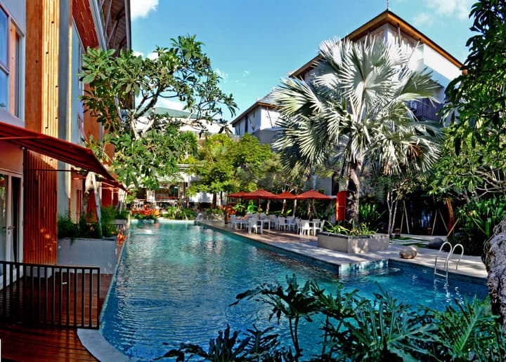 HARRIS Hotel & Residence Sunset Road Bali