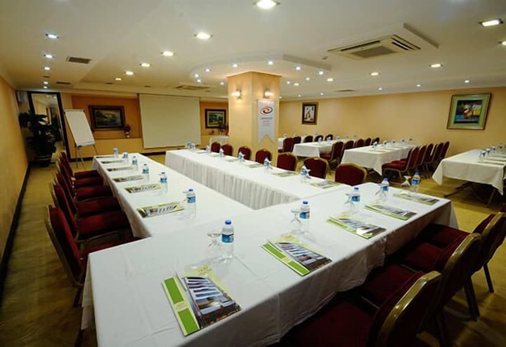 Cukurova Park Hotel