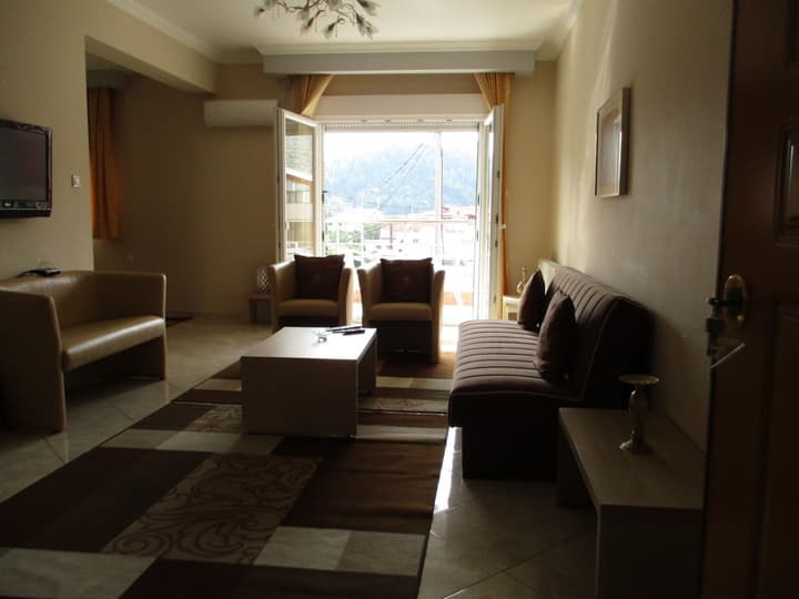Kyknos De Luxe Hotel
