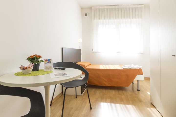 Hotel Sharing