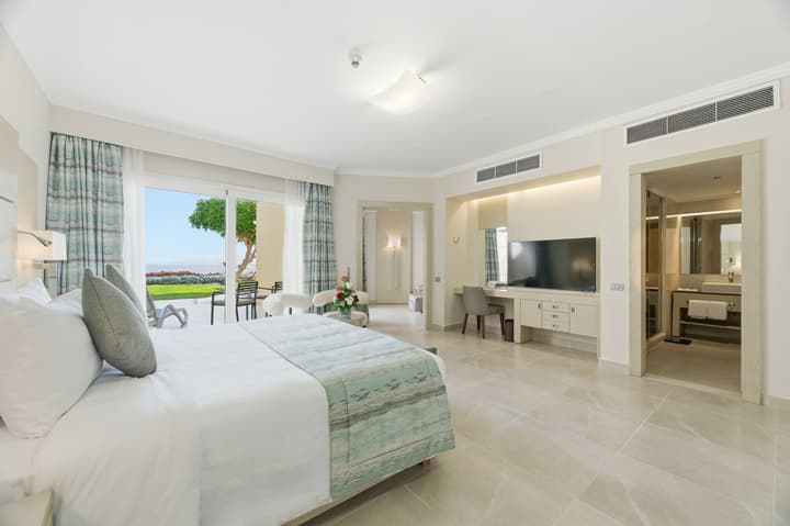 Cleopatra Luxury Resort Sharm El Sheikh