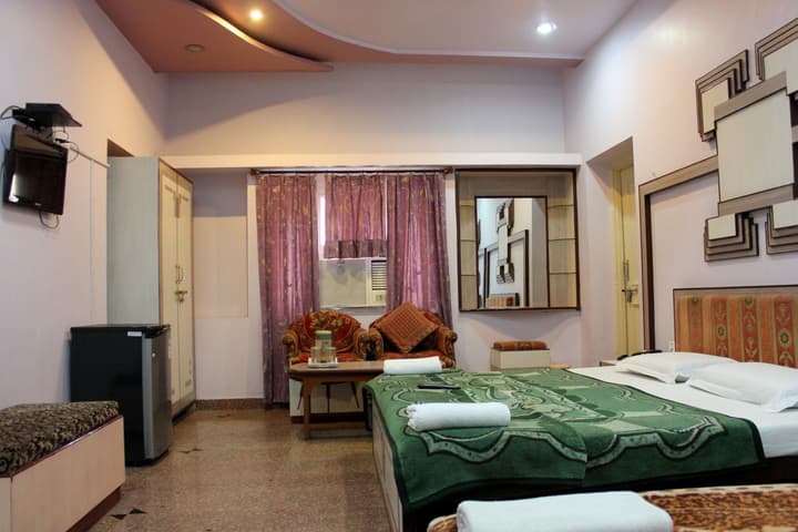 Hotel Kalyan