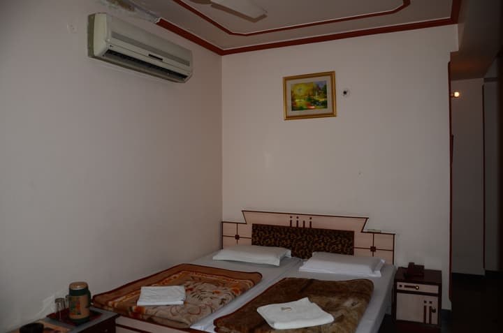 Hotel Kalyan