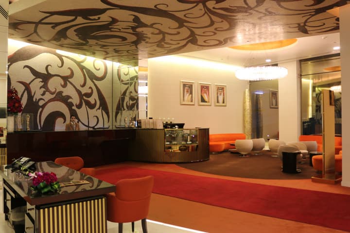 Elite Crystal Hotel
