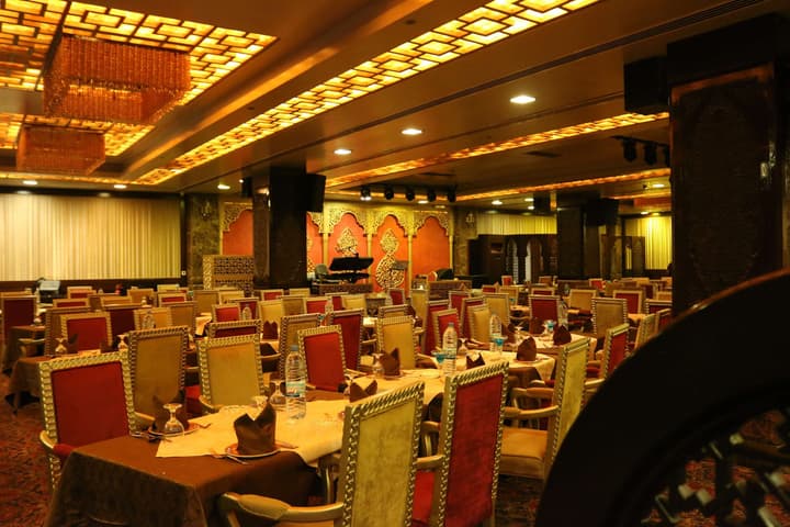 Elite Crystal Hotel