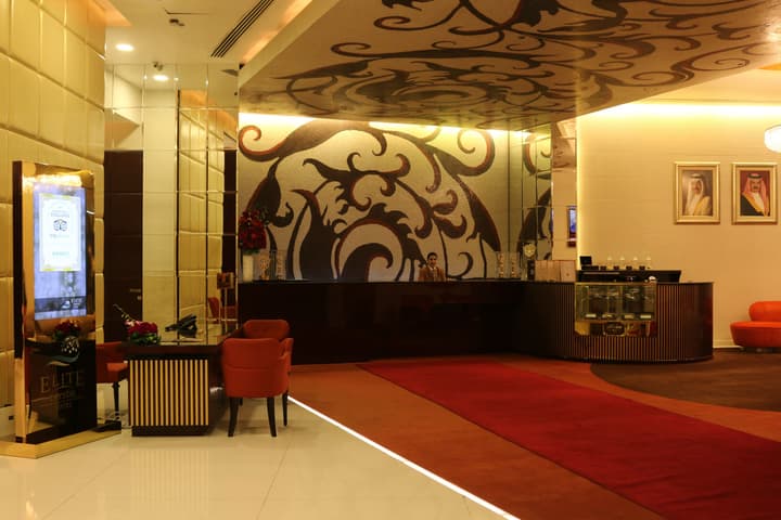 Elite Crystal Hotel