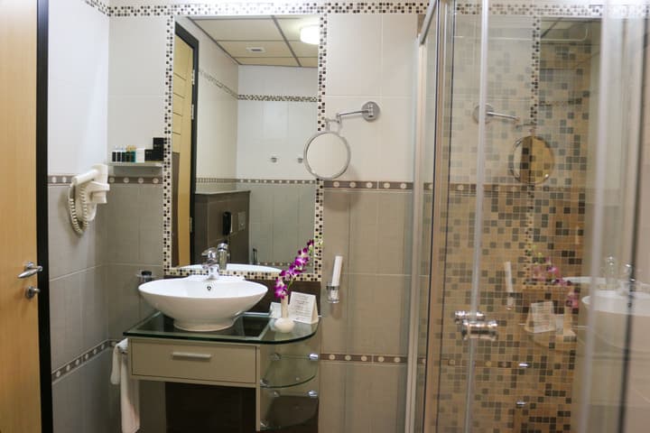 Elite Crystal Hotel