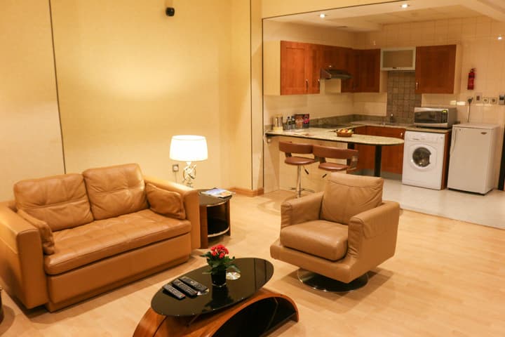 Elite Crystal Hotel