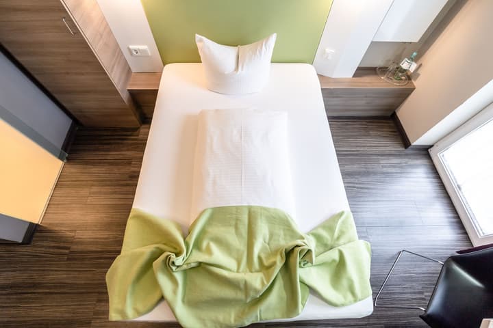 Hotel Demas City