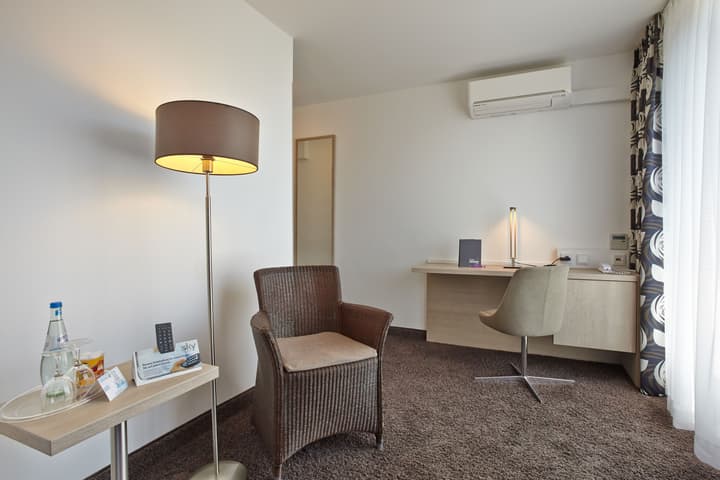 Hotel Demas City