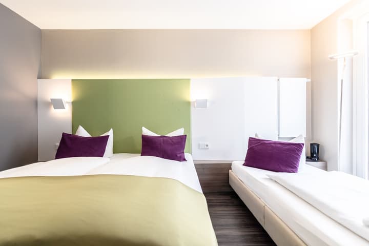 Hotel Demas City