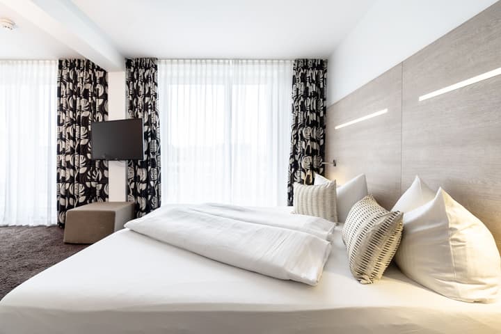 Hotel Demas City