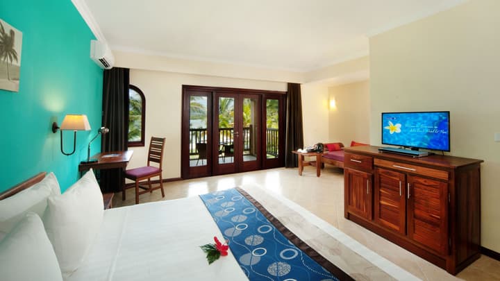 Jalsa Beach Hotel & Spa
