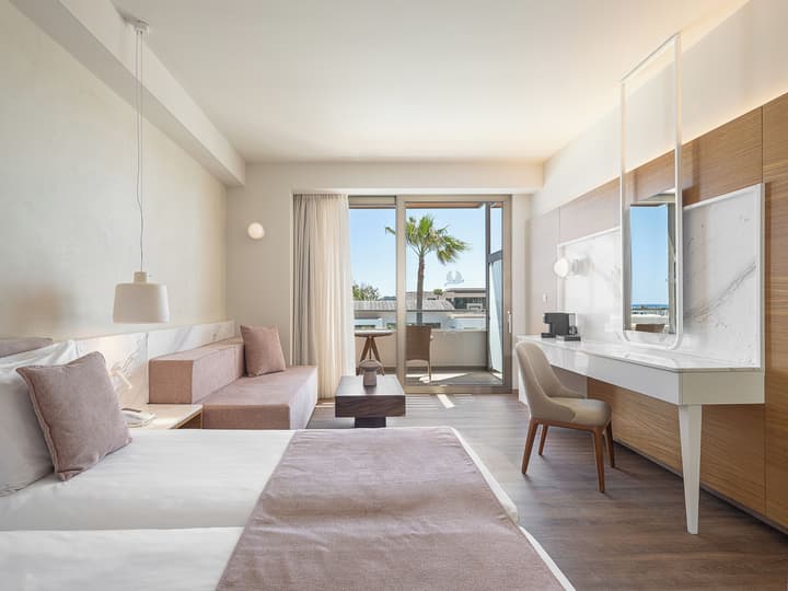 Avra Imperial Hotel