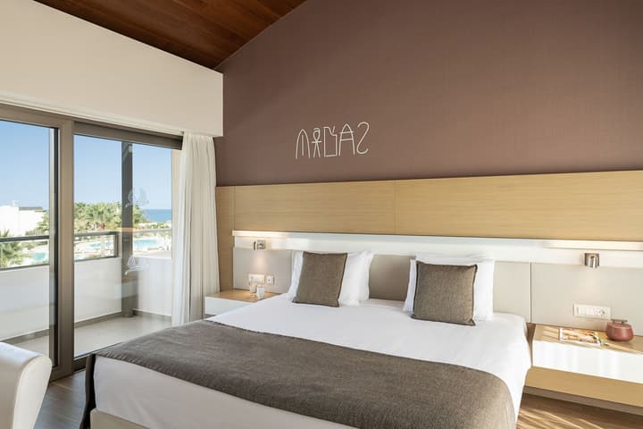 Avra Imperial Hotel