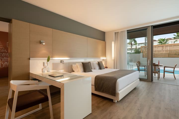 Avra Imperial Hotel