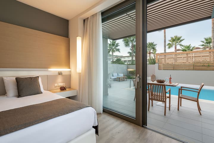 Avra Imperial Hotel