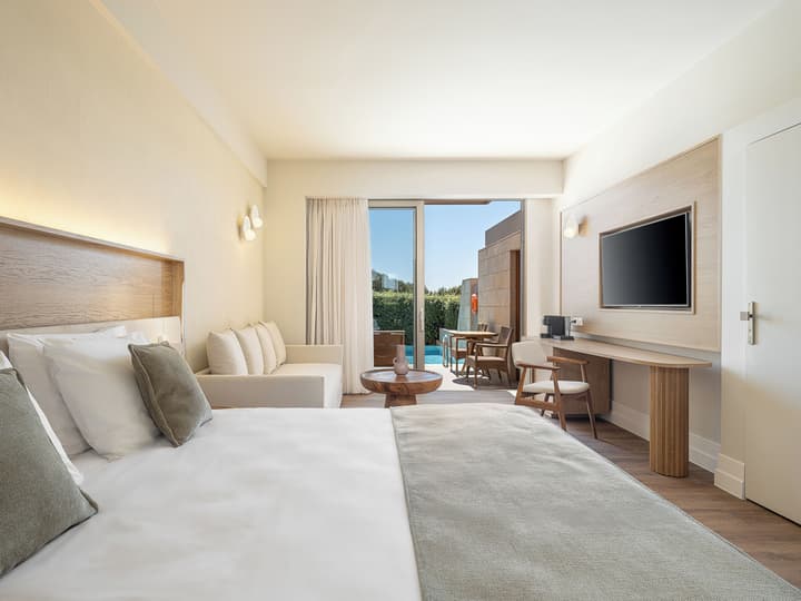 Avra Imperial Hotel