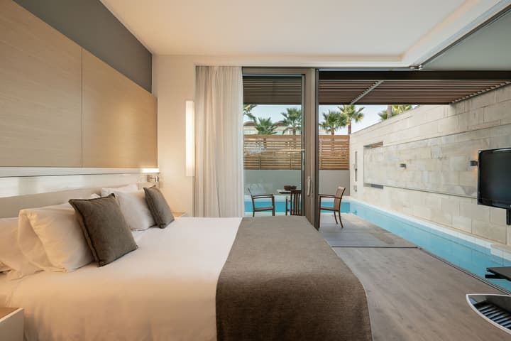 Avra Imperial Hotel