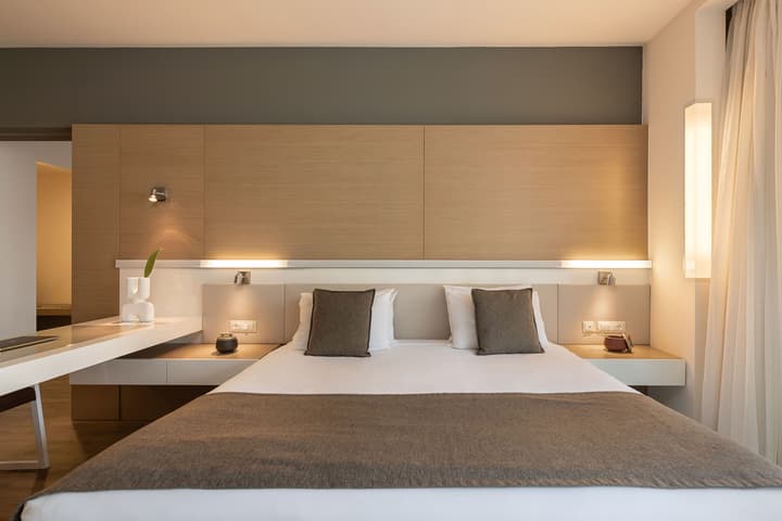 Avra Imperial Hotel