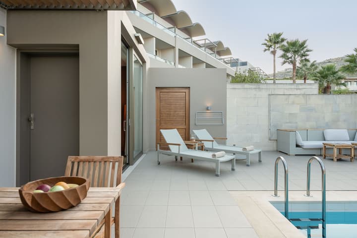 Avra Imperial Hotel