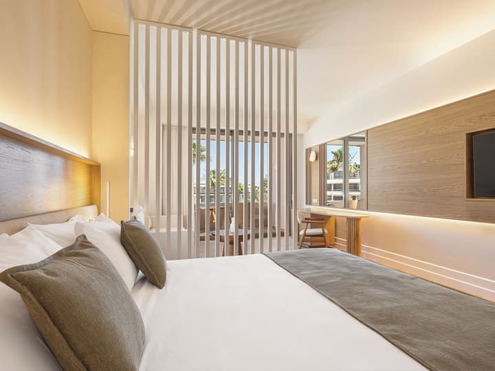 Avra Imperial Hotel