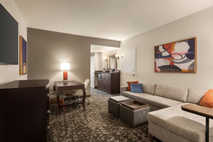 Embassy Suites by Hilton Orlando Lake Buena Vista South