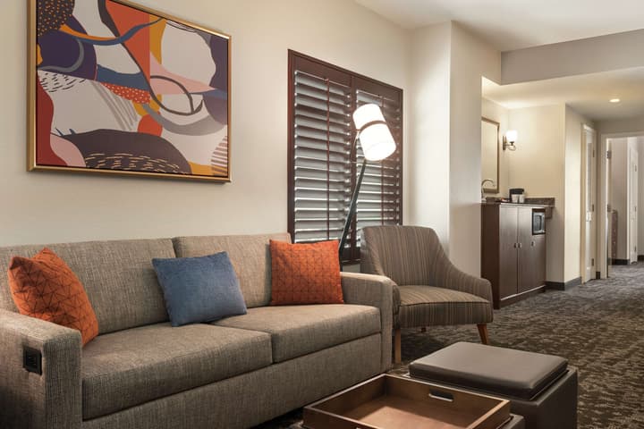 Embassy Suites by Hilton Orlando Lake Buena Vista South
