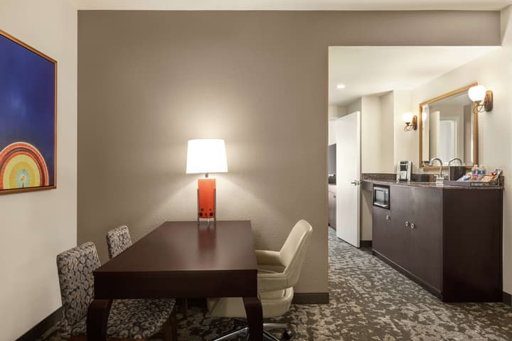 Embassy Suites by Hilton Orlando Lake Buena Vista South