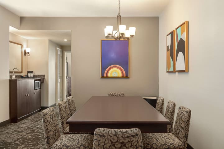 Embassy Suites by Hilton Orlando Lake Buena Vista South