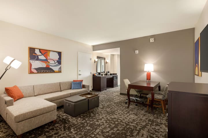 Embassy Suites by Hilton Orlando Lake Buena Vista South